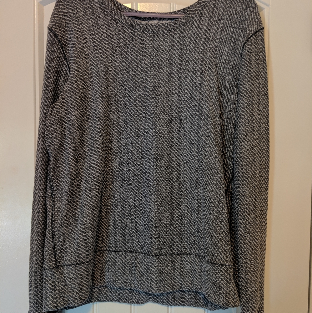 Lululemon shirt